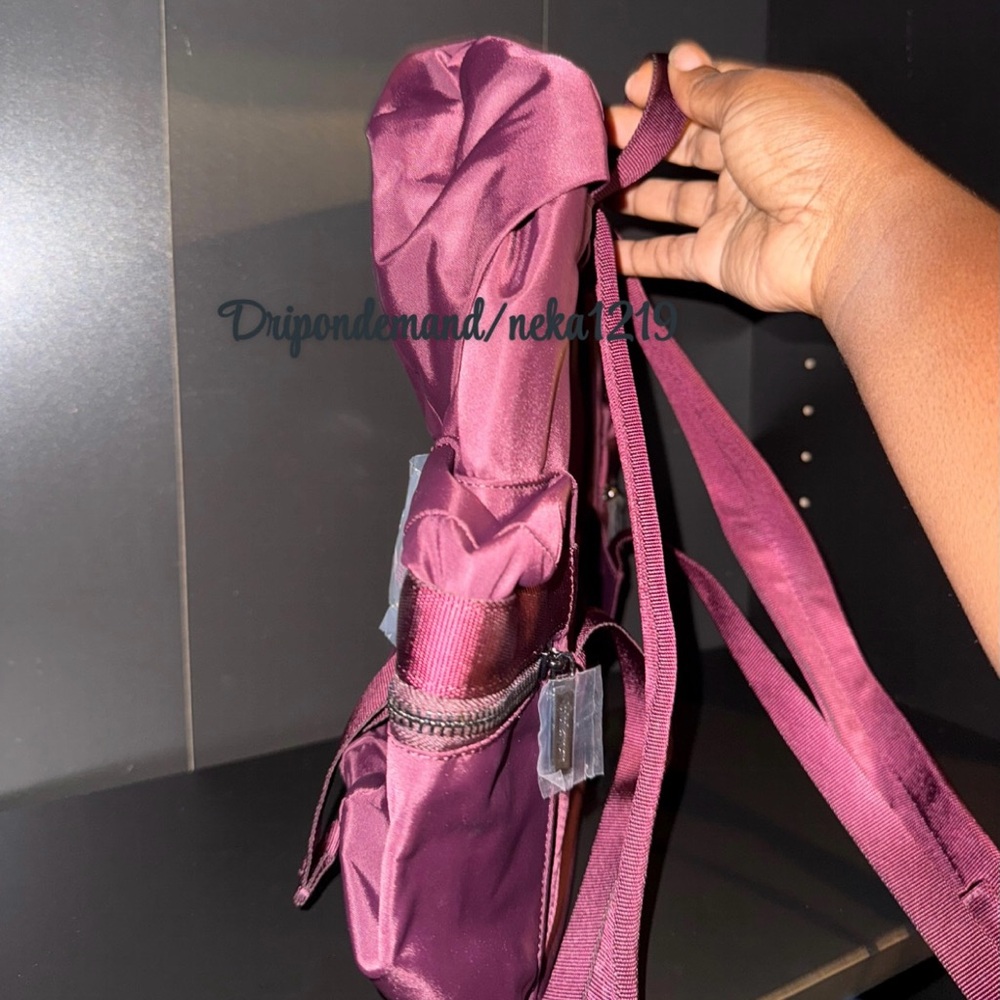 Lululemon Wunderlust Backpack Mini 14L- Goodnight Plum/Gunmetal - Picture 6 of 13